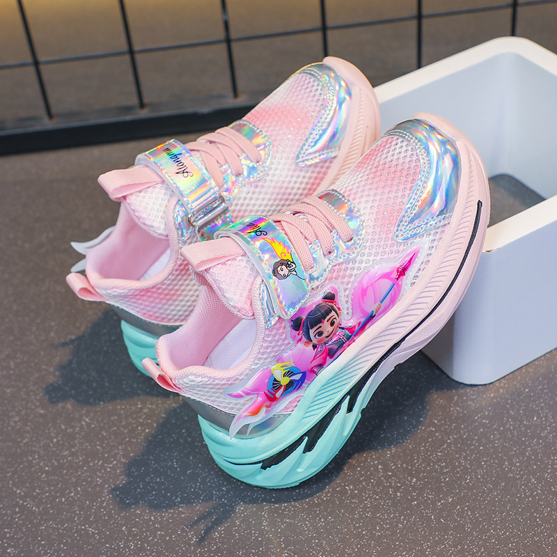 Nezha children's sports shoes 2025 summer new mesh breathable versatile shoes for primary and secondary school children, boys' shoes for elementary school students Nezha children's sports shoes 2025 summer new mesh breathable versatile shoes for primary and secondary school children, boys' shoes for elementary school students