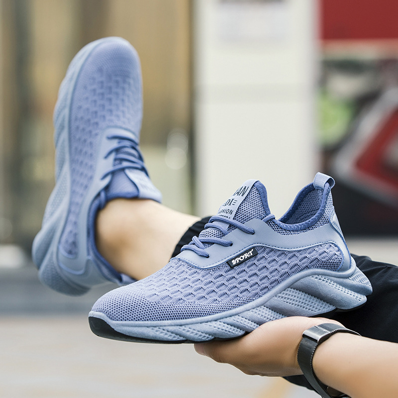 Cross border 2024 Summer New Breathable Men's Shoes Foreign Trade Flyknit Mesh Fashion Running Men's Sports Shoes Wholesale