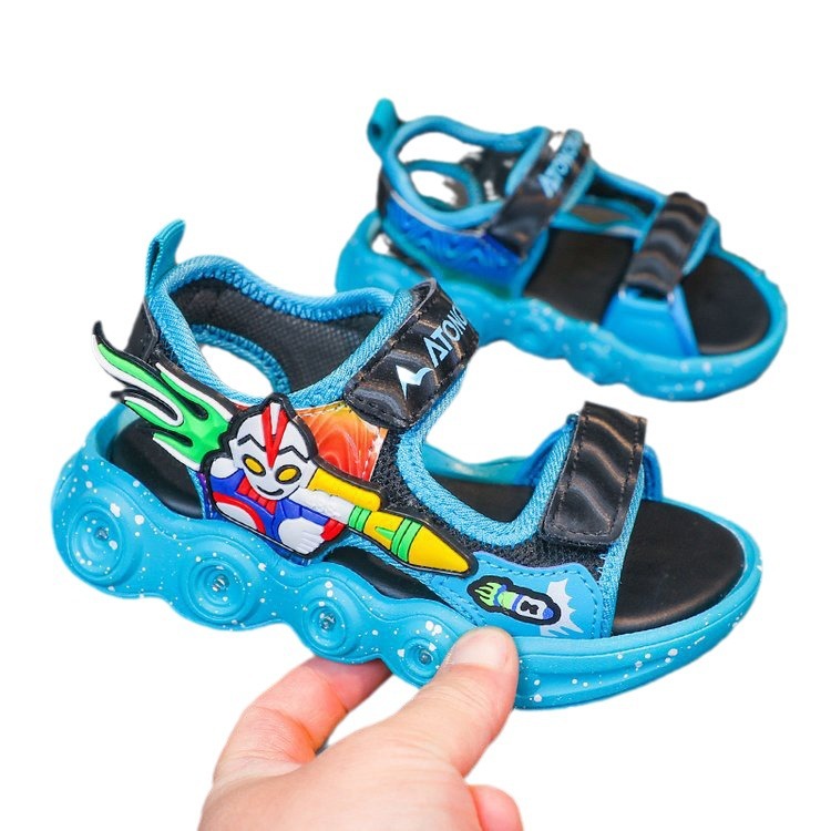 Light up children's sandals, boys' shoes, 2024 summer new versatile soft sole, boys' beach shoes, boys' shoes Light up children's sandals, boys' shoes, 2024 summer new versatile soft sole, boys' beach shoes, boys' shoes