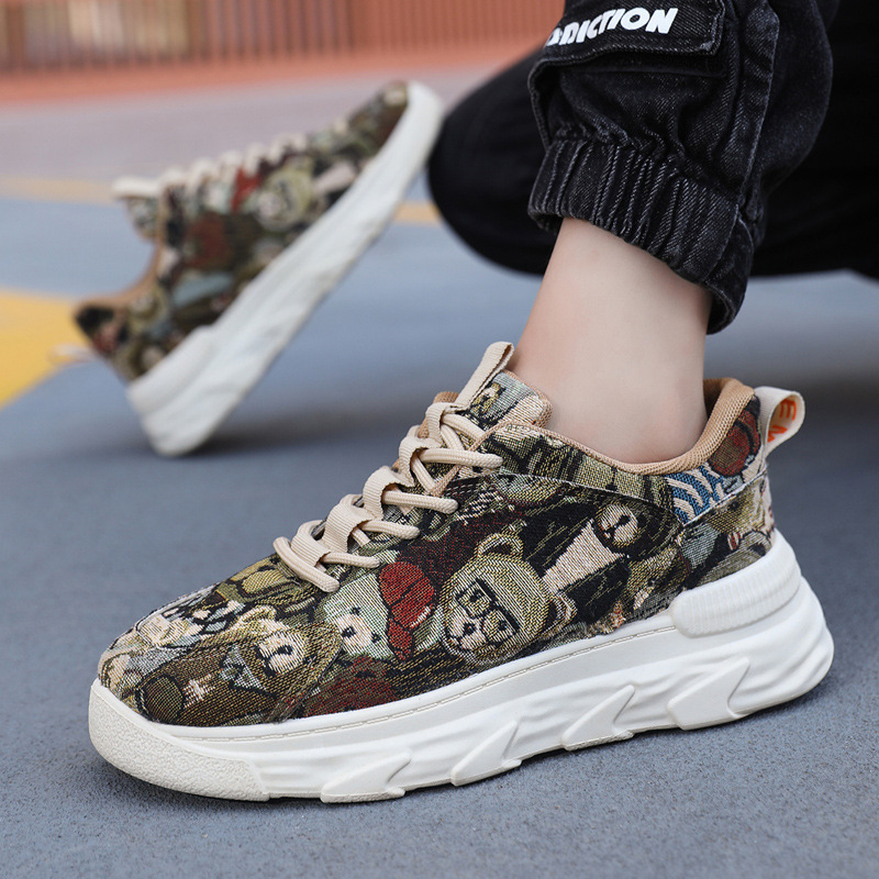 Cross border men's shoes 2023 new youth trend flower cloth breathable thick sole casual dad shoes casual painted canvas shoes