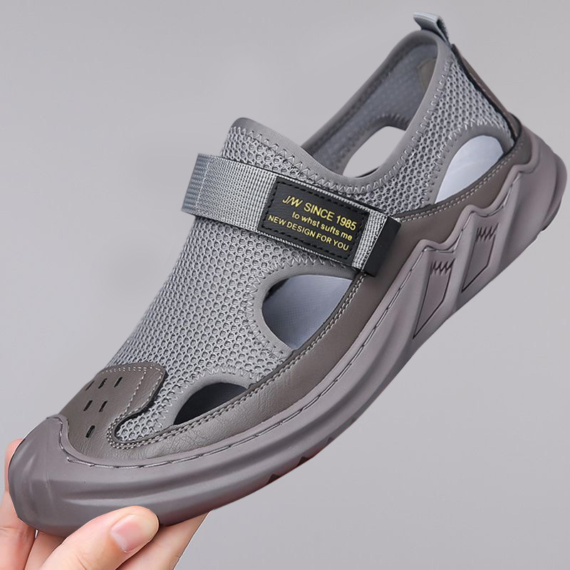 Cross border new mesh breathable hole shoes with hollowed out soft sole for travel and leisure, casual beach cool shoes