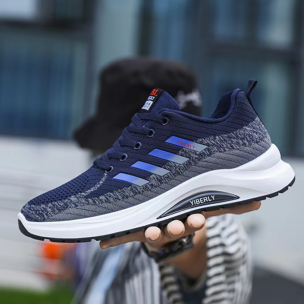 Cross border men's shoes Spring and Autumn new trend Flyknit sports shoes versatile casual mesh foreign trade Korean version running shoes wholesale