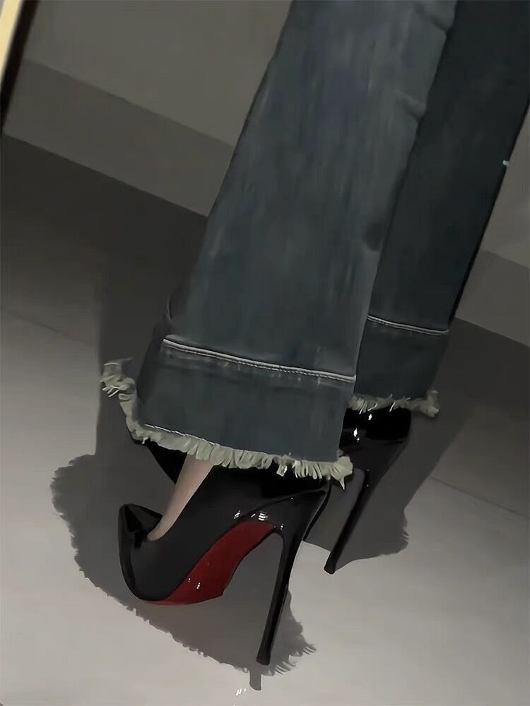 Red soled high heels, women's slim heels, black side empty with rhinestones, elegant socialite, nude color, pointed toe, 2023 new model Red soled high heels, women's slim heels, black side empty with rhinestones, elegant socialite, nude color, pointed toe, 2023 new model