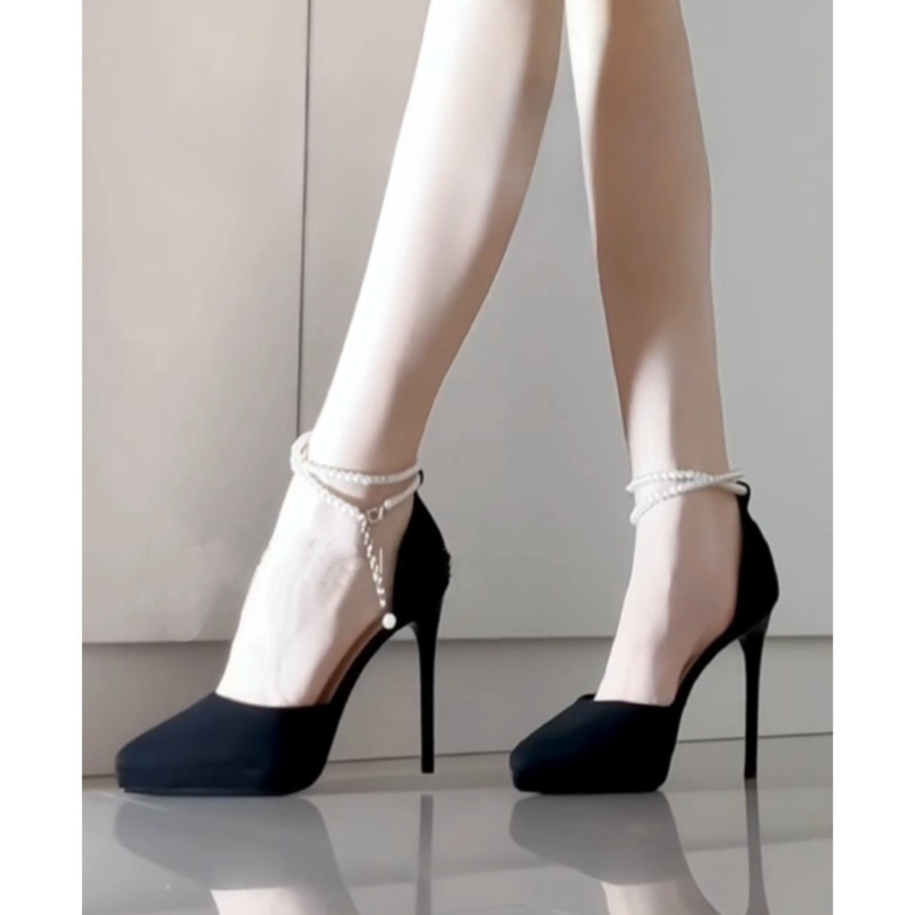 New waterproof platform high heels for women, slim heels that are not tiring, sexy student black suede hollow pointed single shoes for women New waterproof platform high heels for women, slim heels that are not tiring, sexy student black suede hollow pointed single shoes for women