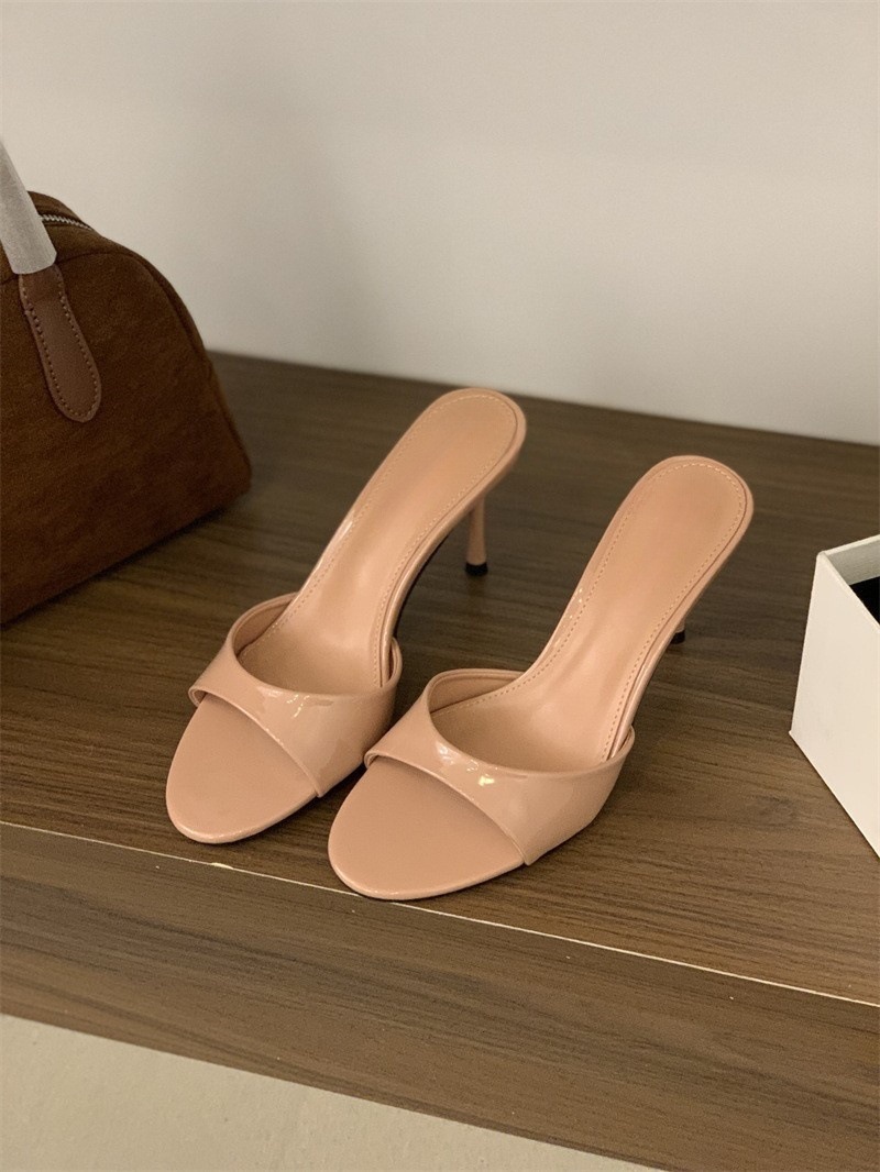 High heels 25 summer new style pointed toe exposed toe thin heel straight strap slippers for wearing out fashionable and versatile white and red sandals High heels 25 summer new style pointed toe exposed toe thin heel straight strap slippers for wearing out fashionable and versatile white and red sandals