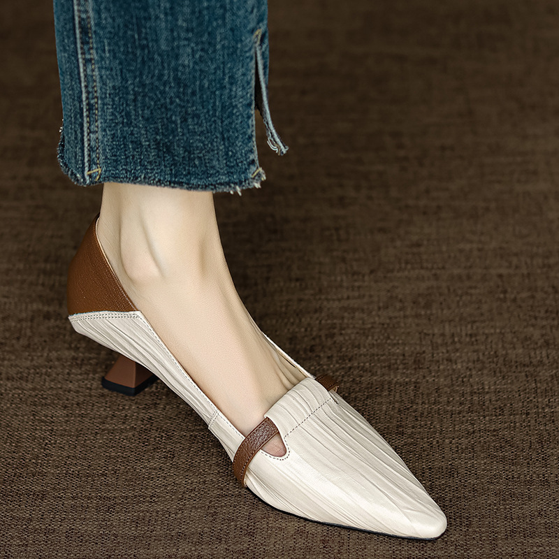 Encounter in Paris~Temperament Pointed Point Color blocked One foot Shoes Women's Shallow Mouth Retro Cat Heel High Heels Encounter in Paris~Temperament Pointed Point Color blocked One foot Shoes Women's Shallow Mouth Retro Cat Heel High Heels