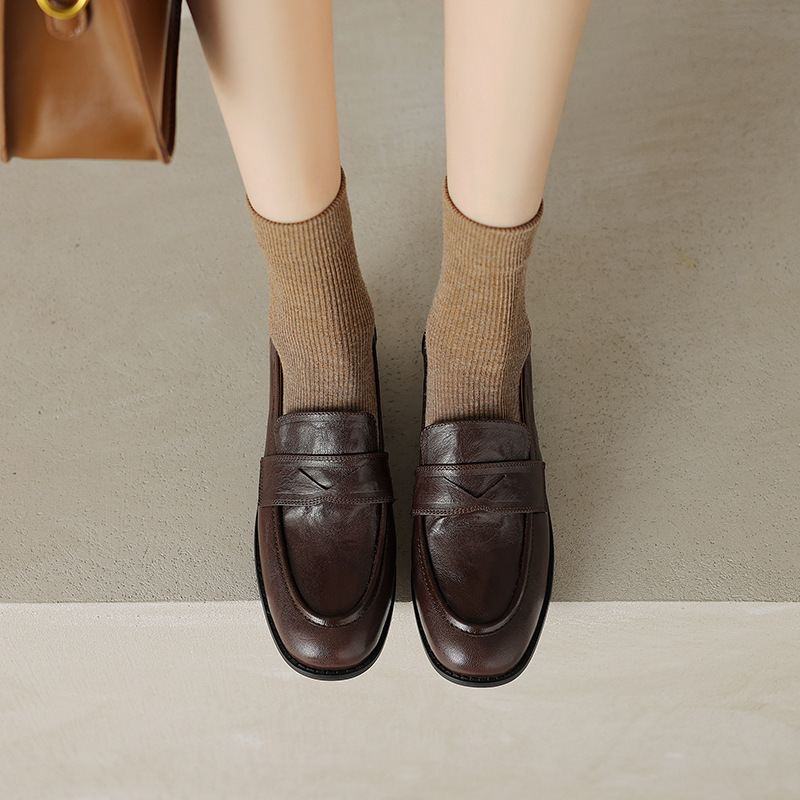 Round toe, one foot, Le Fu shoes, women's English small leather shoes, simple and versatile, low order shoes Round toe, one foot, Le Fu shoes, women's English small leather shoes, simple and versatile, low order shoes