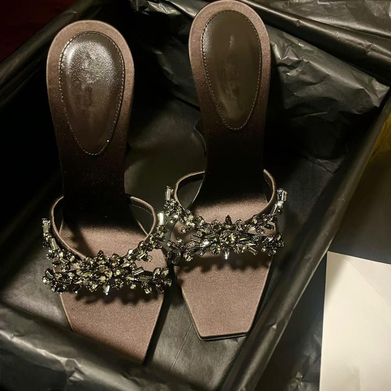 2025 Summer New Square Head Water Diamond Strap Sandals for Women, Coarse Heels, Open toed High Heels, Slippers, Yangshulin Half Dragged 2025 Summer New Square Head Water Diamond Strap Sandals for Women, Coarse Heels, Open toed High Heels, Slippers, Yangshulin Half Dragged