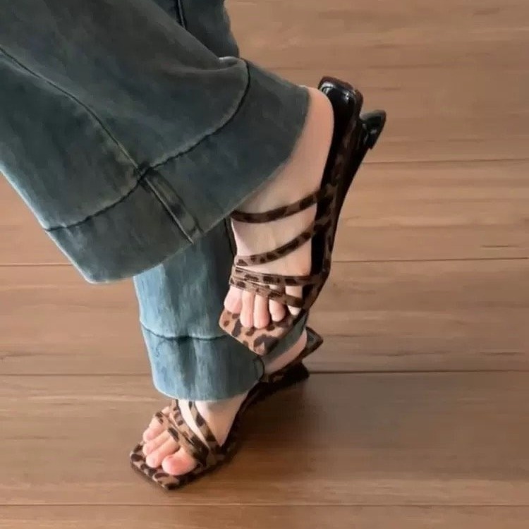 Slope heel leopard print French exquisite small cool slippers fairy shoes 2024 new summer wear high heels temperament sandals Slope heel leopard print French exquisite small cool slippers fairy shoes 2024 new summer wear high heels temperament sandals