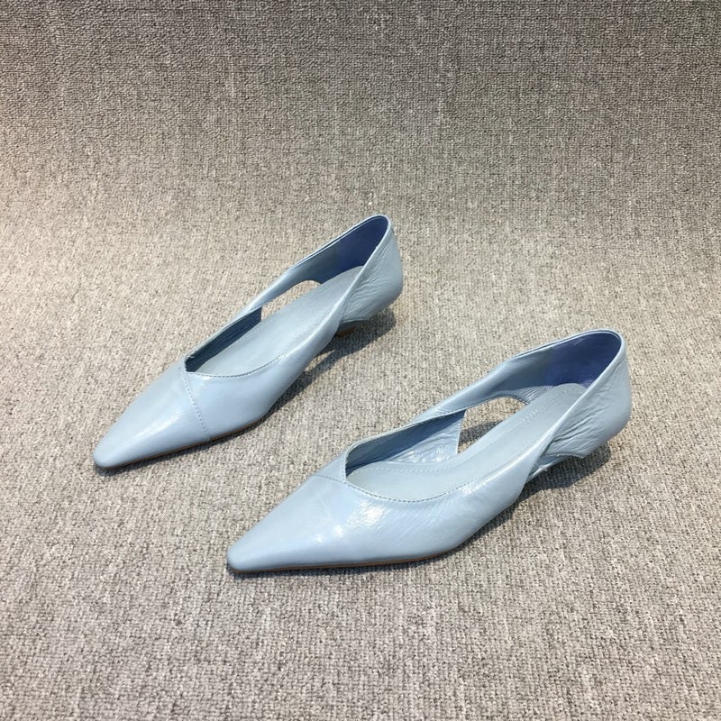 European Station Women's Shoes 2024 Spring and Autumn New Oil Wax Leather Fashion Hollow Cat Heel Shoes Women's Pointed Comfortable Low Order Shoes