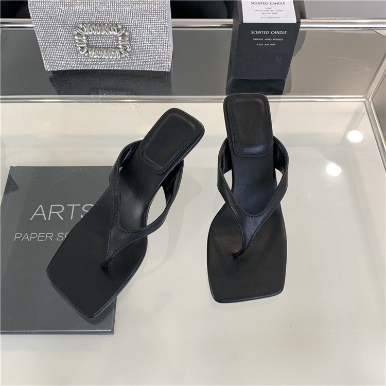 Summer new French high-heeled cat heel flip flops paired with skirts and sandals for women, slim heeled beach shoes Summer new French high-heeled cat heel flip flops paired with skirts and sandals for women, slim heeled beach shoes