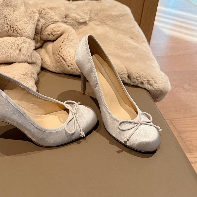 High heeled shoes for women, 2025 new spring, slim heel, round toe, bow, satin, ballet, gentle French temperament, single shoe, black High heeled shoes for women, 2025 new spring, slim heel, round toe, bow, satin, ballet, gentle French temperament, single shoe, black