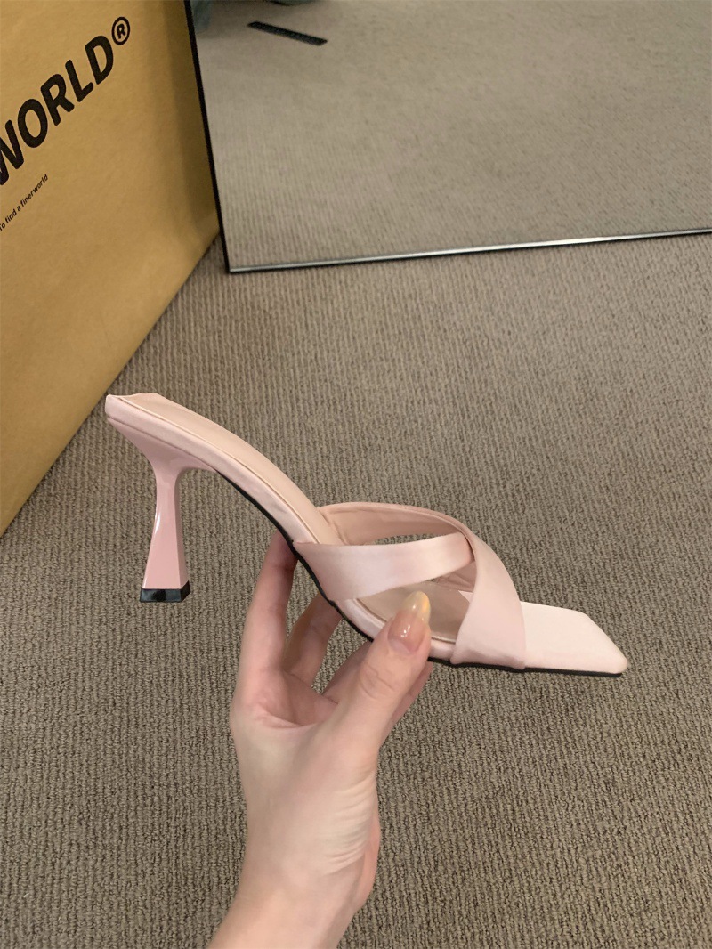 Niche French cross strap sandals, fairy shoes, 2024 new summer style, black high-heeled sandals for outerwear Niche French cross strap sandals, fairy shoes, 2024 new summer style, black high-heeled sandals for outerwear