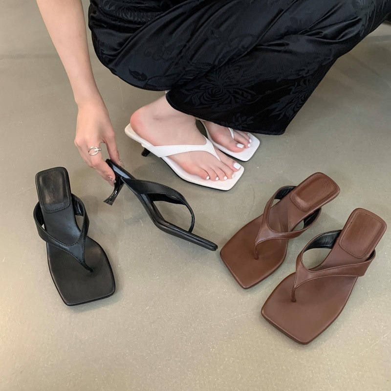 Summer new French high-heeled cat heel flip flops paired with skirts and sandals for women, slim heeled beach shoes