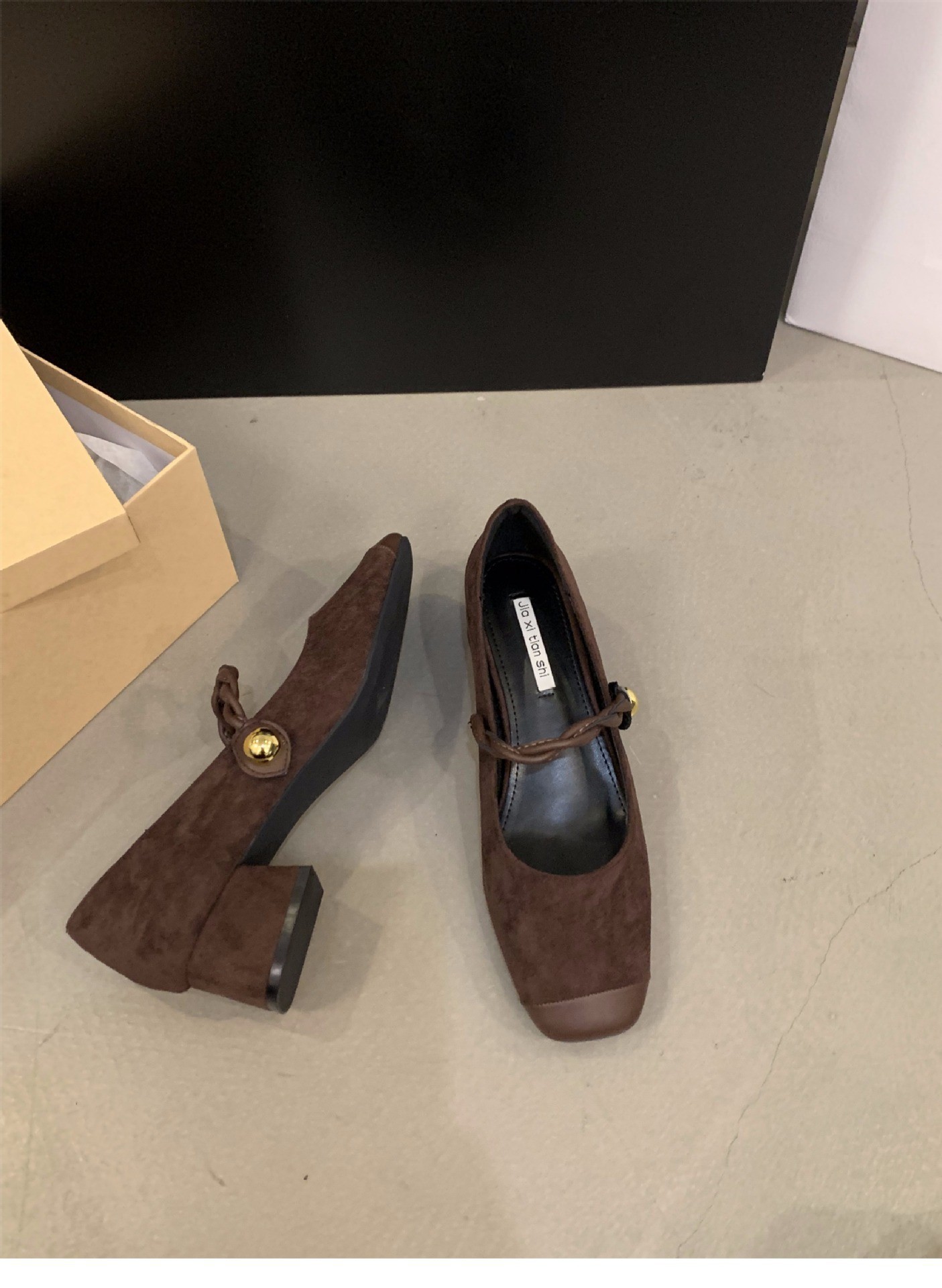 French style thick heel black suede evening shoes for women 2023 new autumn/winter Mary Jane mid high heels single shoes French style thick heel black suede evening shoes for women 2023 new autumn/winter Mary Jane mid high heels single shoes