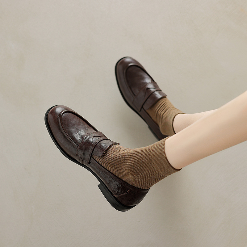 Round toe, one foot, Le Fu shoes, women's English small leather shoes, simple and versatile, low order shoes Round toe, one foot, Le Fu shoes, women's English small leather shoes, simple and versatile, low order shoes