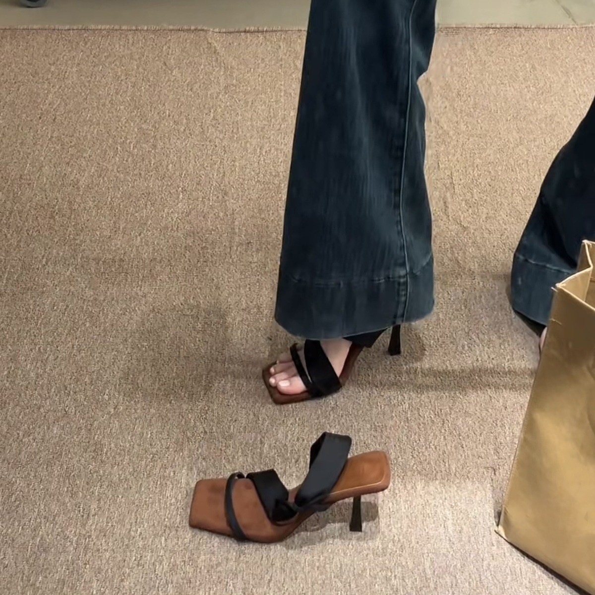 Little Black Online French Exquisite High Heels Women's Summer Square Head Sexy Sandals Temperament Retro Single Shoes Height Increasing Slippers Little Black Online French Exquisite High Heels Women's Summer Square Head Sexy Sandals Temperament Retro Single Shoes Height Increasing Slippers