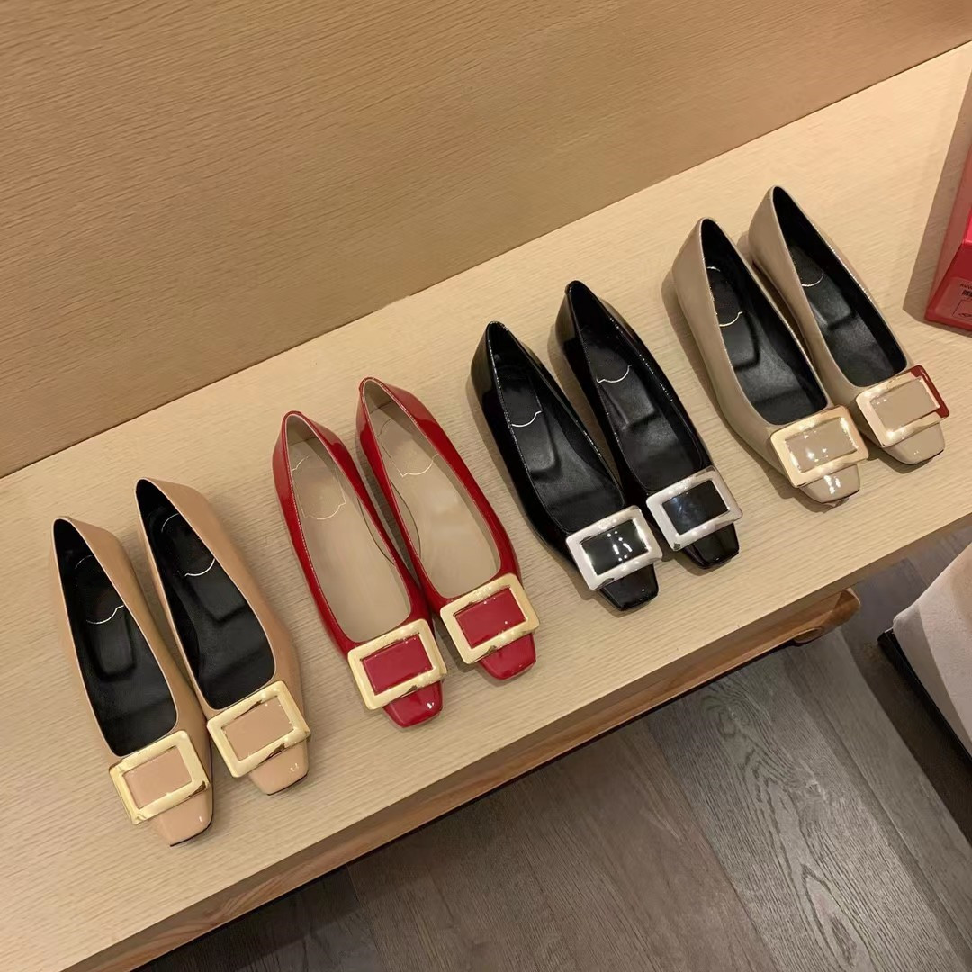 RENYOUVIWIOR European station square button women's shoes temperament high heels French versatile square toe thick heels wedding shoes patent leather