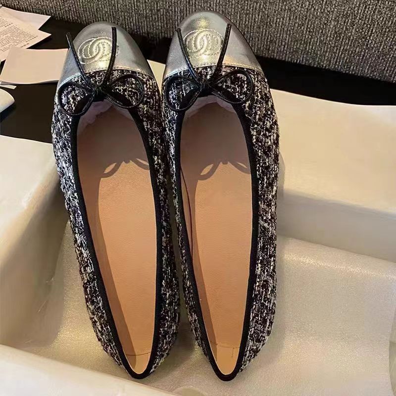 Small Fragrant Round Head Shallow Mouth Flat Flat Single Shoes for Women 2025 New Fairy Style Genuine Leather Bow Color blocked Ballet Shoes Small Fragrant Round Head Shallow Mouth Flat Flat Single Shoes for Women 2025 New Fairy Style Genuine Leather Bow Color blocked Ballet Shoes