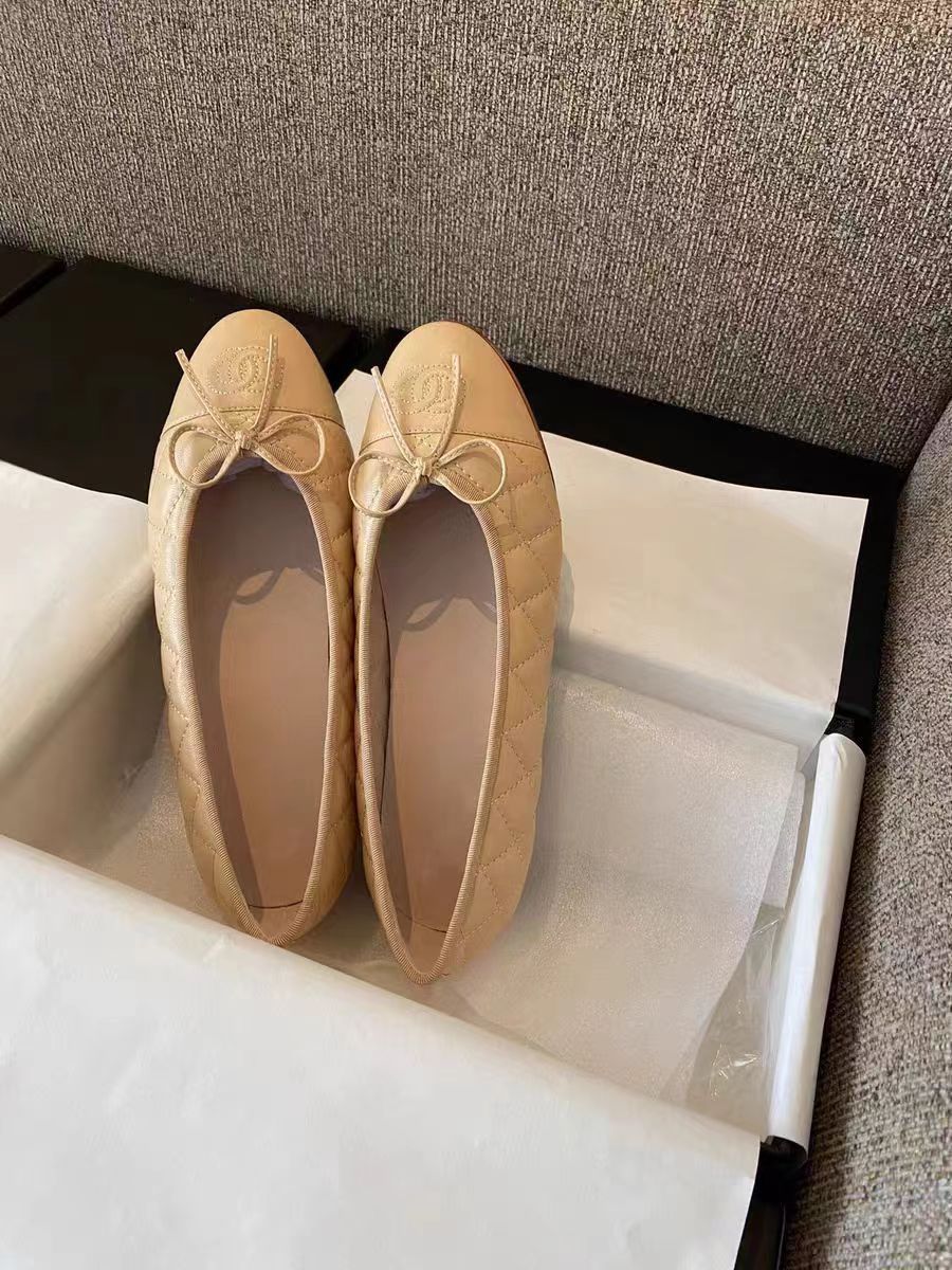Small Fragrant Round Head Shallow Mouth Flat Flat Single Shoes for Women 2025 New Fairy Style Genuine Leather Bow Color blocked Ballet Shoes Small Fragrant Round Head Shallow Mouth Flat Flat Single Shoes for Women 2025 New Fairy Style Genuine Leather Bow Color blocked Ballet Shoes