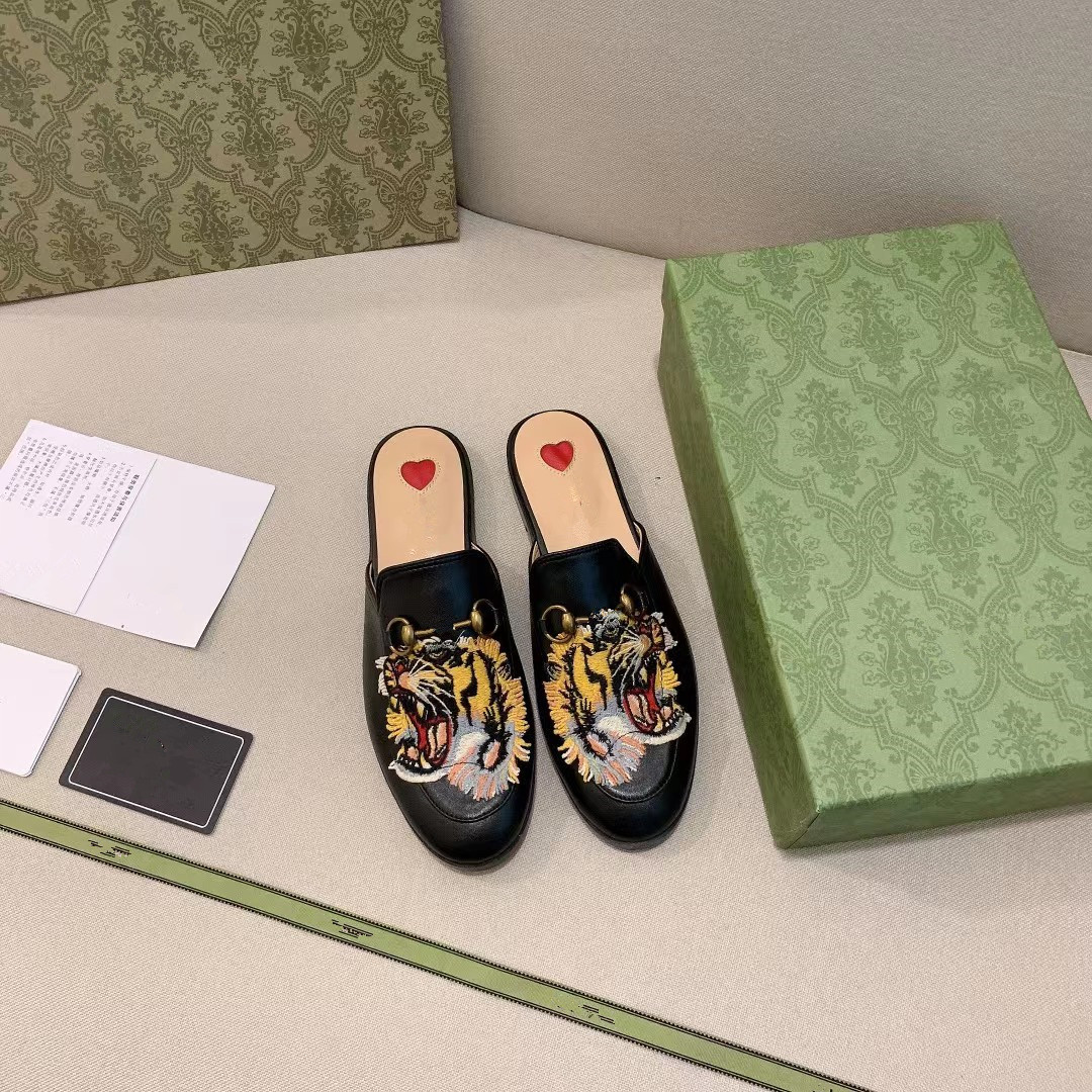 Ma Xian Kou G Home Baotou Half Slippers Women's Summer Genuine Leather Flat Bottom Outerwear Lazy Muller Shoes Soft Bottom Large Size 41-43 Ma Xian Kou G Home Baotou Half Slippers Women's Summer Genuine Leather Flat Bottom Outerwear Lazy Muller Shoes Soft Bottom Large Size 41-43