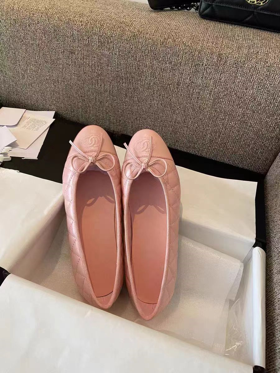 Small Fragrant Round Head Shallow Mouth Flat Flat Single Shoes for Women 2025 New Fairy Style Genuine Leather Bow Color blocked Ballet Shoes Small Fragrant Round Head Shallow Mouth Flat Flat Single Shoes for Women 2025 New Fairy Style Genuine Leather Bow Color blocked Ballet Shoes