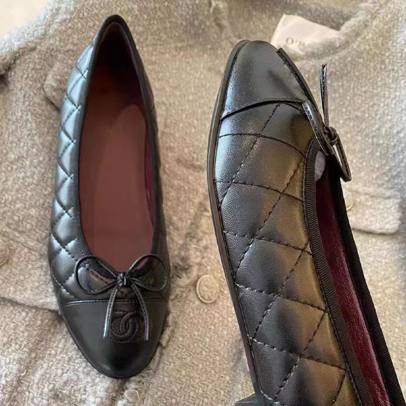 Small Fragrant Round Head Shallow Mouth Flat Flat Single Shoes for Women 2025 New Fairy Style Genuine Leather Bow Color blocked Ballet Shoes Small Fragrant Round Head Shallow Mouth Flat Flat Single Shoes for Women 2025 New Fairy Style Genuine Leather Bow Color blocked Ballet Shoes