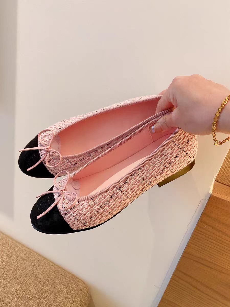 Small Fragrant Round Head Shallow Mouth Flat Flat Single Shoes for Women 2025 New Fairy Style Genuine Leather Bow Color blocked Ballet Shoes Small Fragrant Round Head Shallow Mouth Flat Flat Single Shoes for Women 2025 New Fairy Style Genuine Leather Bow Color blocked Ballet Shoes