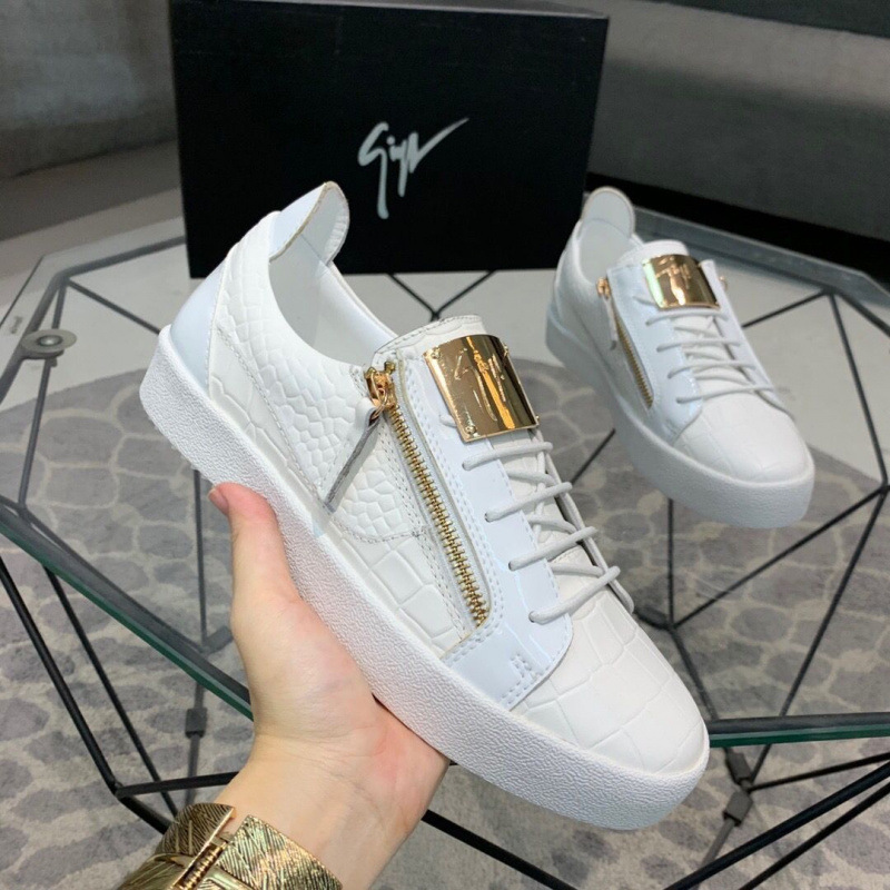 High aesthetic flat bottom wear-resistant anti slip lace up board shoes, low cut breathable sports and leisure shoes, internet famous versatile popular men's shoes High aesthetic flat bottom wear-resistant anti slip lace up board shoes, low cut breathable sports and leisure shoes, internet famous versatile popular men's shoes