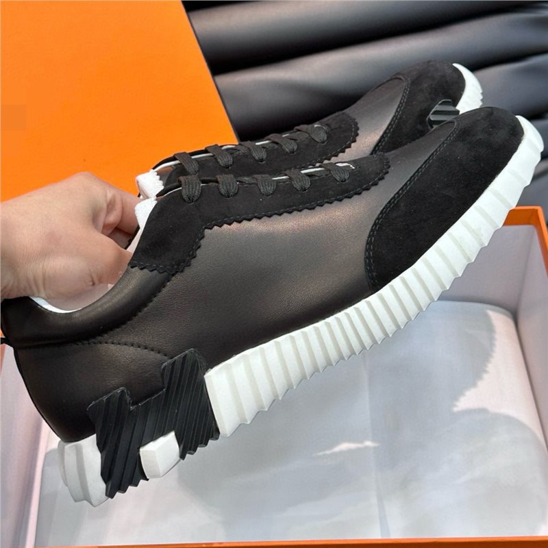 Guangzhou goods European station new cowhide splicing canvas fashionable breathable lace up casual board shoes for men Guangzhou goods European station new cowhide splicing canvas fashionable breathable lace up casual board shoes for men