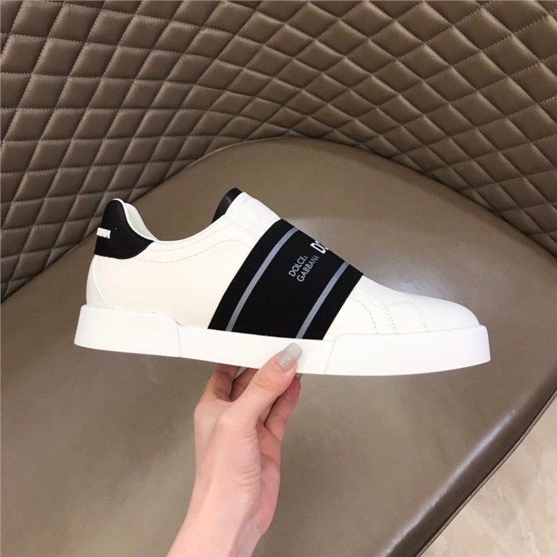 European new foot pedals popular casual shoes fashionable lazy men's shoes versatile board shoes trendy breathable niche white shoes European new foot pedals popular casual shoes fashionable lazy men's shoes versatile board shoes trendy breathable niche white shoes