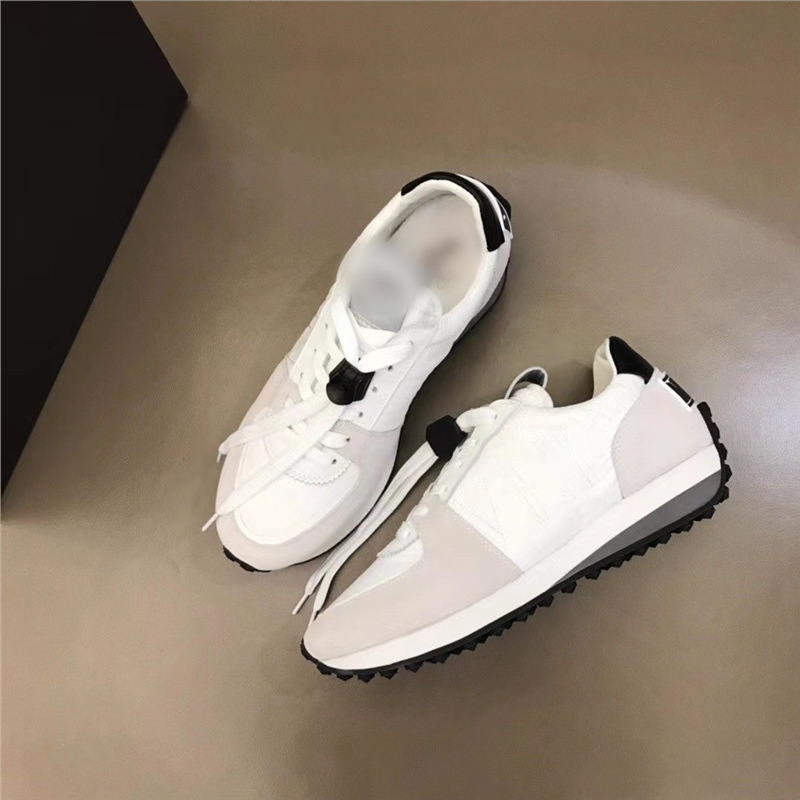 Men's high aesthetic trend spliced round toe sports and leisure shoes, personalized and versatile, anti slip, low cut, lace up, dirt resistant men's shoes Men's high aesthetic trend spliced round toe sports and leisure shoes, personalized and versatile, anti slip, low cut, lace up, dirt resistant men's shoes