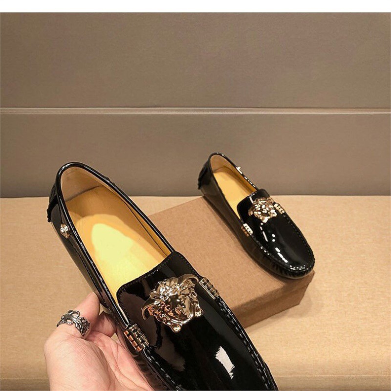 2025 new European station patent leather bean shoes, genuine leather soft soled casual leather shoes, British fashion trend, lazy to step on 2025 new European station patent leather bean shoes, genuine leather soft soled casual leather shoes, British fashion trend, lazy to step on