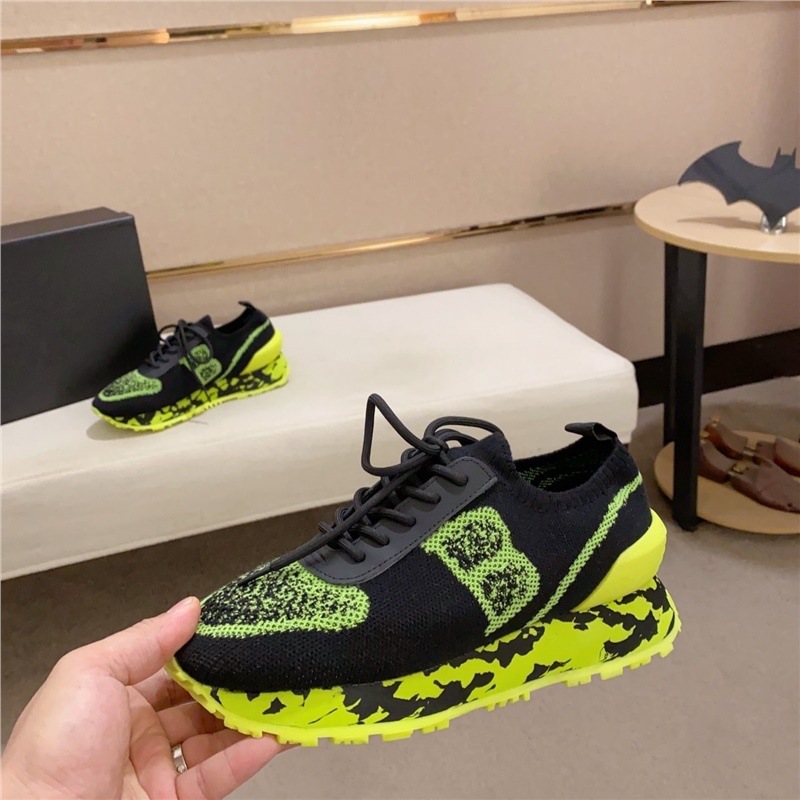 One size larger French light luxury, high-quality, versatile, ultra light casual shoes, comfortable, breathable, lightweight sports men's shoes One size larger French light luxury, high-quality, versatile, ultra light casual shoes, comfortable, breathable, lightweight sports men's shoes