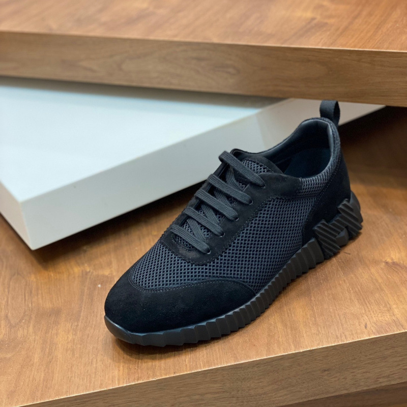 Spring and Autumn New Men's Shoes Trendy Sports and Leisure Versatile Ins Trendy Shoes Korean Edition Mesh Black Board Shoes Casual Shoes Spring and Autumn New Men's Shoes Trendy Sports and Leisure Versatile Ins Trendy Shoes Korean Edition Mesh Black Board Shoes Casual Shoes