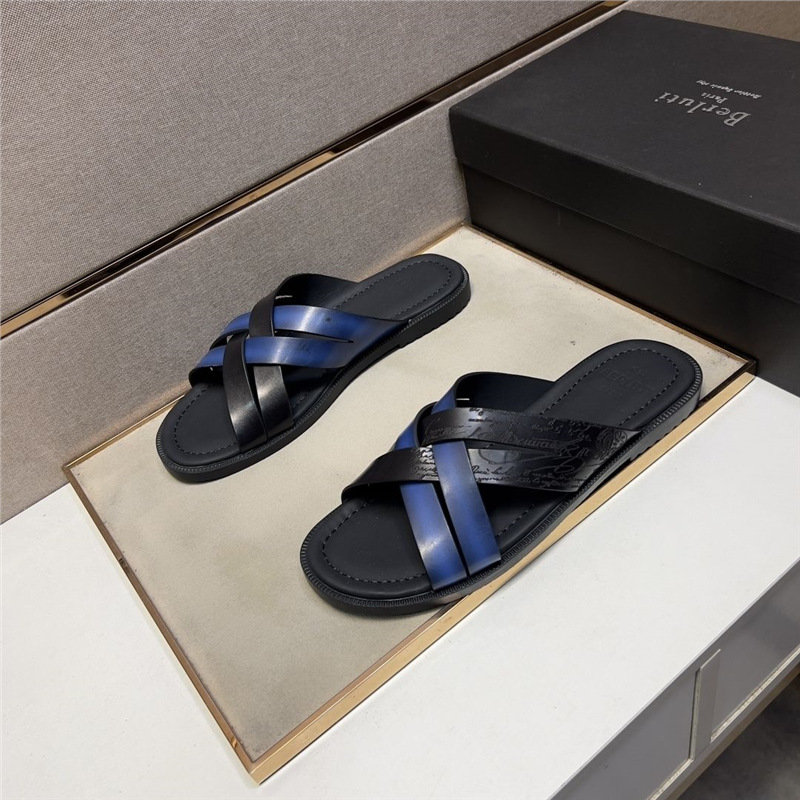 New men's casual slippers, popular online, high-end Instagram, personalized, anti slip, comfortable beach shoes, one line men's slippers for wearing on the outside New men's casual slippers, popular online, high-end Instagram, personalized, anti slip, comfortable beach shoes, one line men's slippers for wearing on the outside