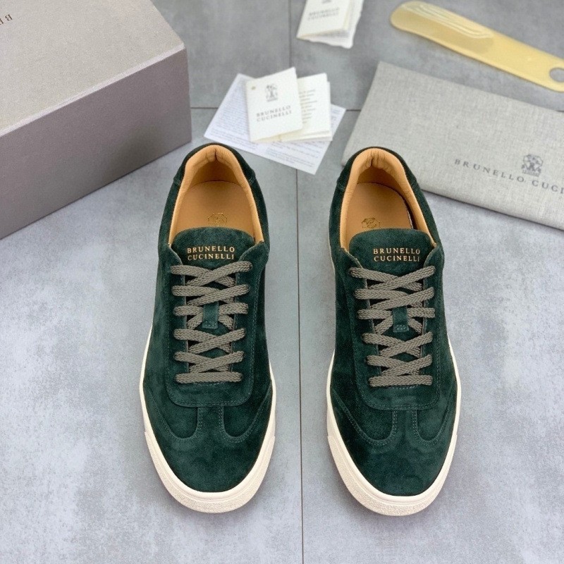 European station new men's cow suede fabric splicing soft and comfortable sports shoes fashionable and lightweight lace up casual shoes European station new men's cow suede fabric splicing soft and comfortable sports shoes fashionable and lightweight lace up casual shoes