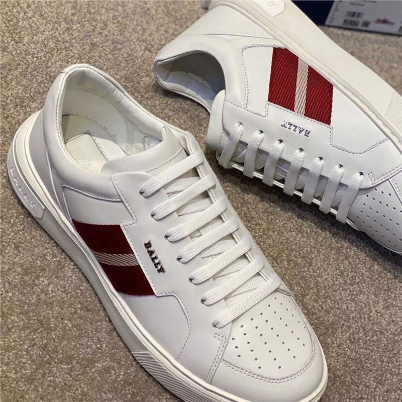 European Station Men's Shoes 2024 Hot Summer Breathable Leisure Thick soled Board Shoes Business Leather Trendy Versatile Sports European Station Men's Shoes 2024 Hot Summer Breathable Leisure Thick soled Board Shoes Business Leather Trendy Versatile Sports