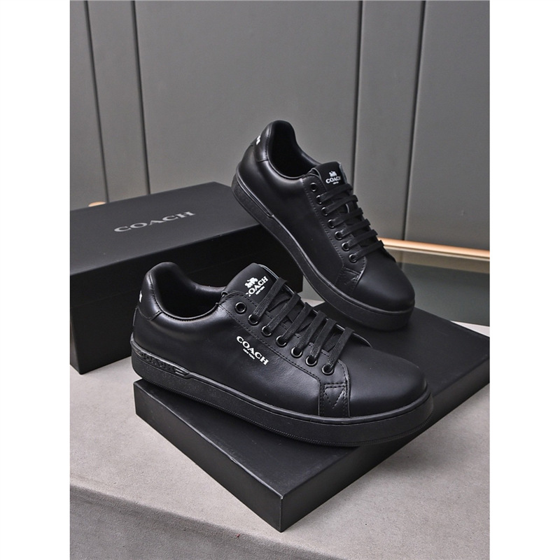 New trendy men's breathable and fashionable board shoes with lace up, simple and versatile sports shoes, casual white shoes for men at the European station New trendy men's breathable and fashionable board shoes with lace up, simple and versatile sports shoes, casual white shoes for men at the European station