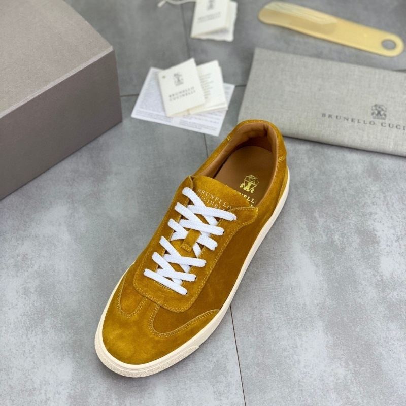 European station new men's cow suede fabric splicing soft and comfortable sports shoes fashionable and lightweight lace up casual shoes European station new men's cow suede fabric splicing soft and comfortable sports shoes fashionable and lightweight lace up casual shoes