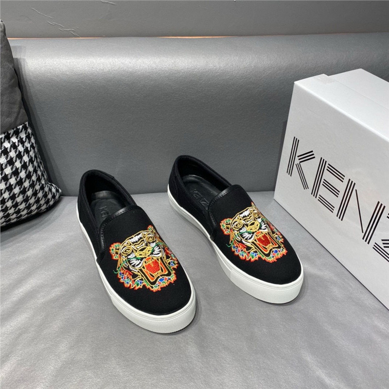 2025 New Tiger Head Embroidered Genuine Leather Le Fu Shoe Board Casual Men's Shoes Summer Breathable Pedal Versatile Lazy Step 2025 New Tiger Head Embroidered Genuine Leather Le Fu Shoe Board Casual Men's Shoes Summer Breathable Pedal Versatile Lazy Step