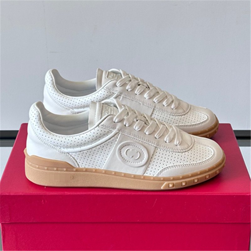 European Station 2025 High end Huajia Men's Shoes Fashion and Leisure Sports Board Shoes Breathable White Shoes Versatile Men's Shoes European Station 2025 High end Huajia Men's Shoes Fashion and Leisure Sports Board Shoes Breathable White Shoes Versatile Men's Shoes