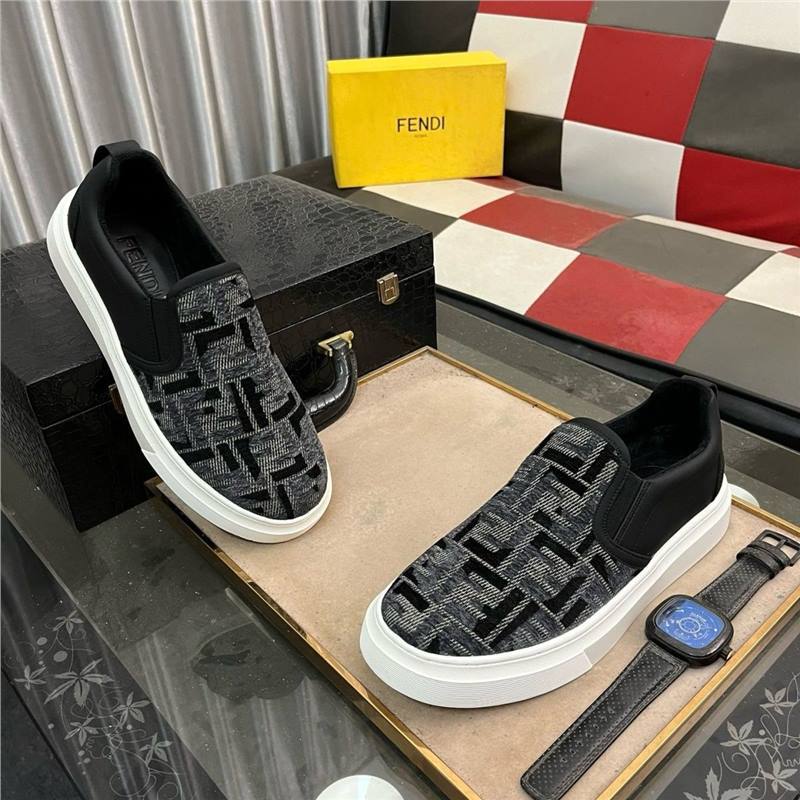 2025 New Fashionable Canvas Shoes Breathable Casual Shoes Men's Versatile Shoes Trendy Korean Version Lazy Sneakers 2025 New Fashionable Canvas Shoes Breathable Casual Shoes Men's Versatile Shoes Trendy Korean Version Lazy Sneakers