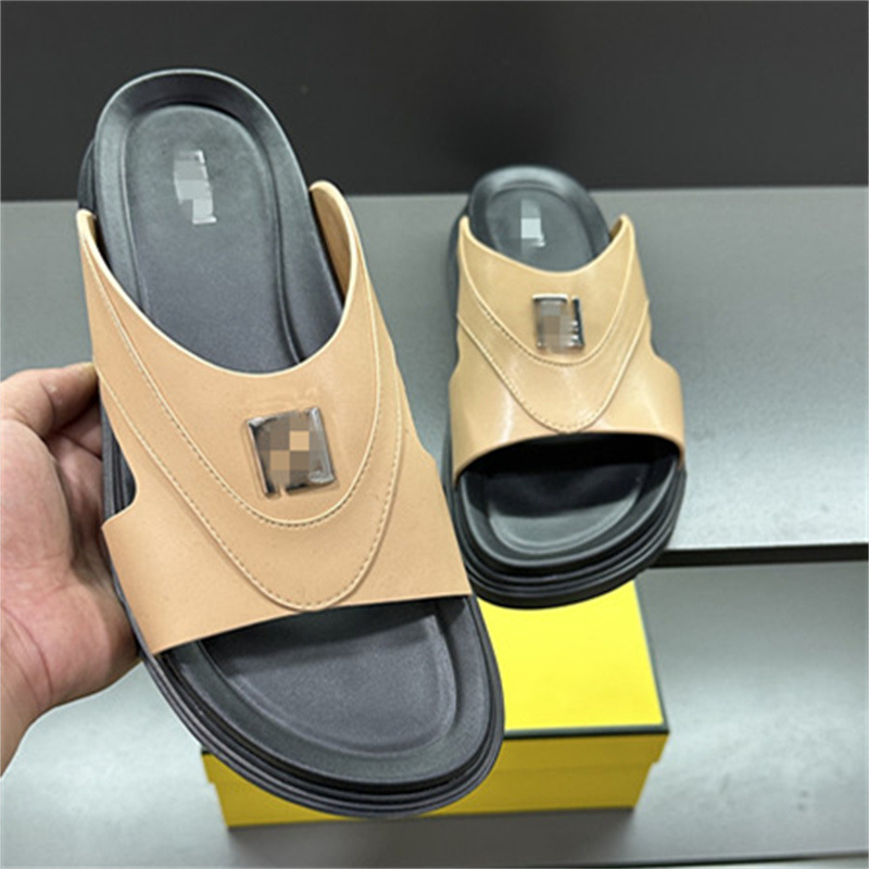 European station F's latest wide padded slippers with jacquard and cowhide splicing, anti slip rubber sole, straight drag for men