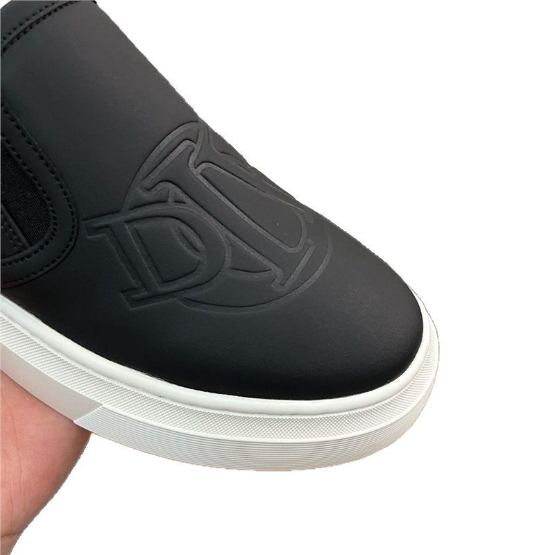 2025 New European Summer Genuine Leather Breathable Men's Shoes Versatile Casual Board Shoes Legos Lightweight Lazy Shoes 2025 New European Summer Genuine Leather Breathable Men's Shoes Versatile Casual Board Shoes Legos Lightweight Lazy Shoes