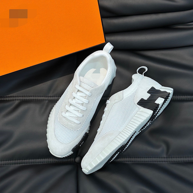 New cowhide patchwork canvas breathable lace up casual board shoes for European station, Guangzhou foreign trade men's shoes New cowhide patchwork canvas breathable lace up casual board shoes for European station, Guangzhou foreign trade men's shoes