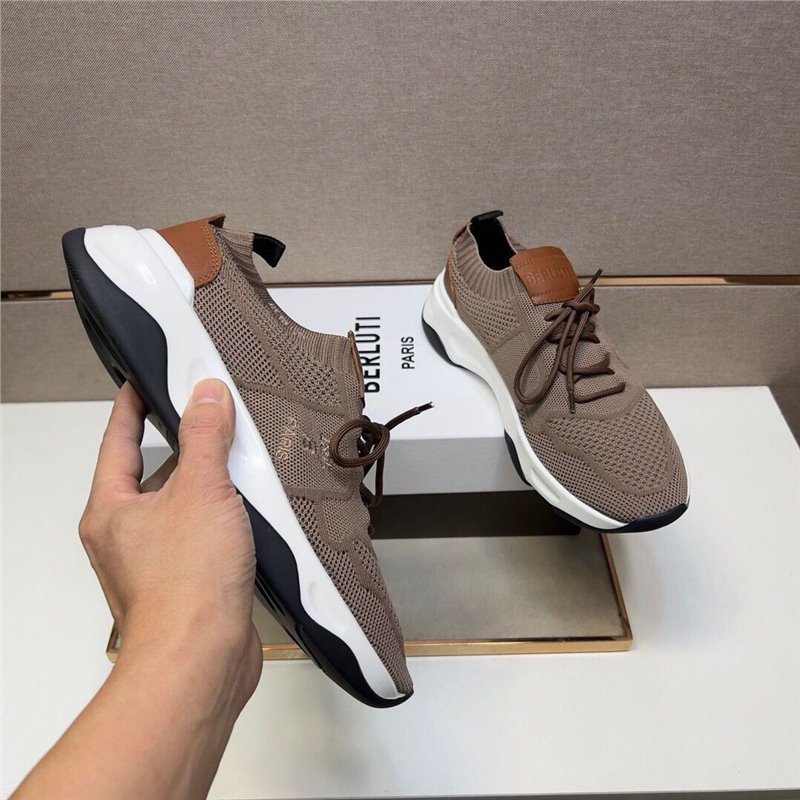 Explosive men's shoes 2025 new style men's fashion versatile trend handsome and not stuffy foot cover wearing mesh shoes men Explosive men's shoes 2025 new style men's fashion versatile trend handsome and not stuffy foot cover wearing mesh shoes men