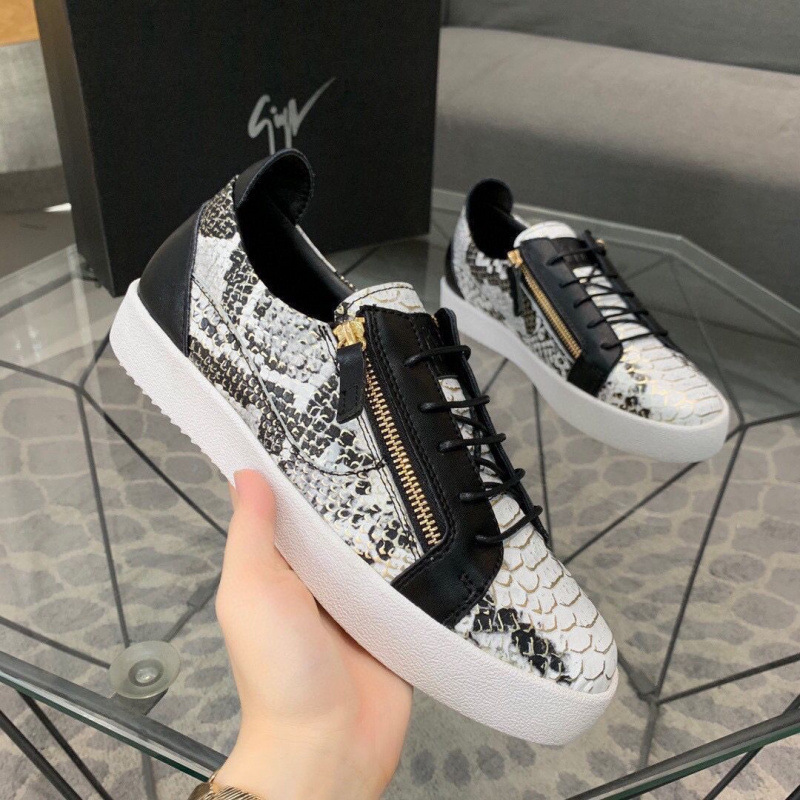 High aesthetic flat bottom wear-resistant anti slip lace up board shoes, low cut breathable sports and leisure shoes, internet famous versatile popular men's shoes High aesthetic flat bottom wear-resistant anti slip lace up board shoes, low cut breathable sports and leisure shoes, internet famous versatile popular men's shoes