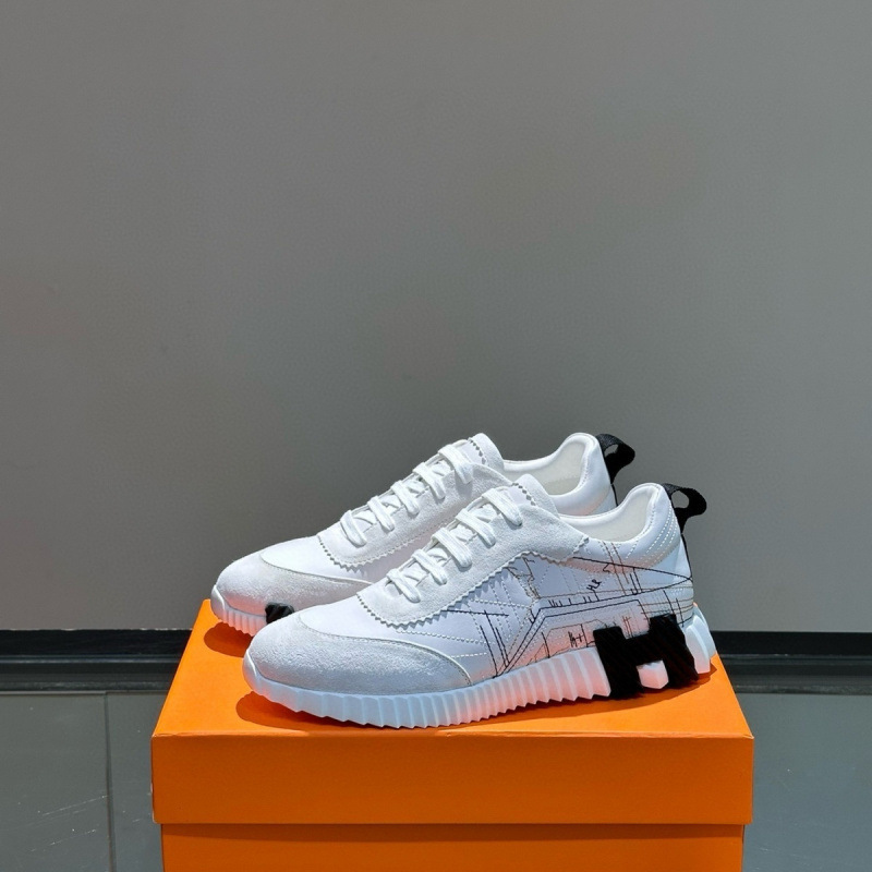 Europe 2025 leisure new men's shoes, genuine leather breathable sports and leisure shoes, versatile and high-end Europe 2025 leisure new men's shoes, genuine leather breathable sports and leisure shoes, versatile and high-end