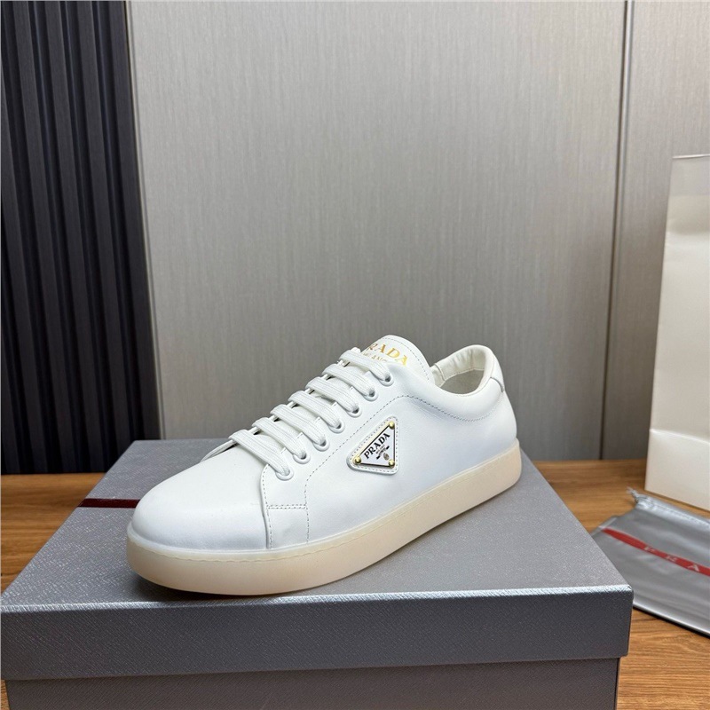 2025 summer hot selling men's top layer cowhide casual loafers with high aesthetic value, breathable and anti slip casual men's board shoes 2025 summer hot selling men's top layer cowhide casual loafers with high aesthetic value, breathable and anti slip casual men's board shoes